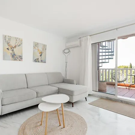 U-nique Benajarafe * Marbellac