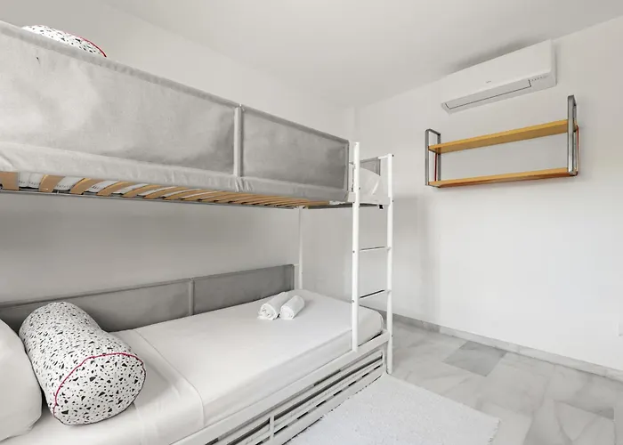 U-nique Benajarafe Marbella