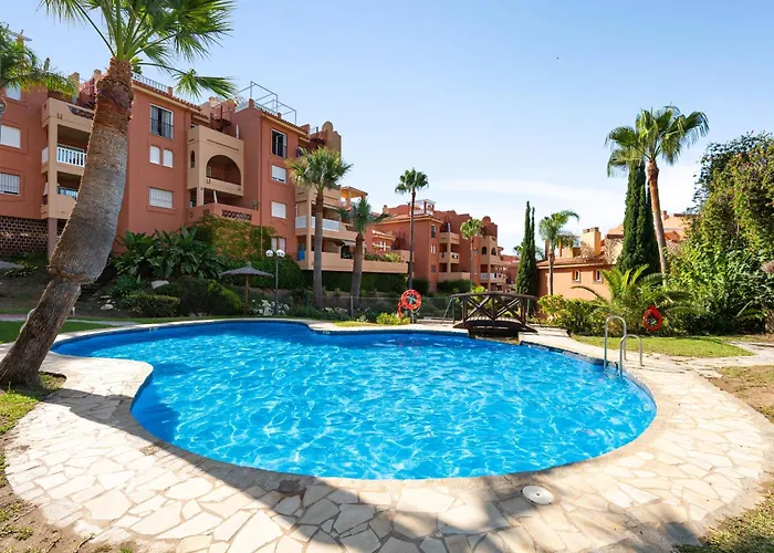 U-nique Benajarafe ماربيا